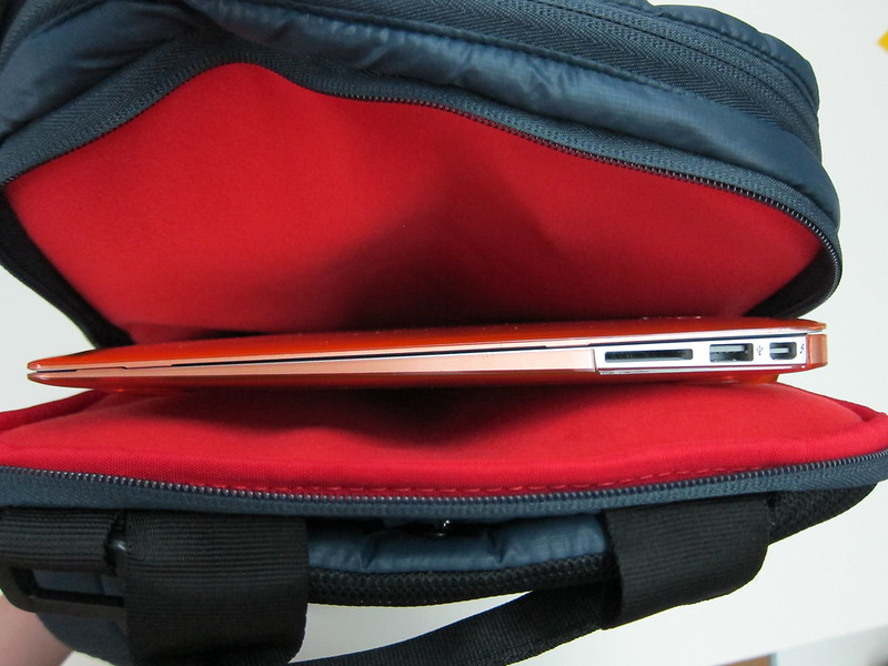 Bag Laptop Compartment - With 13 Inch MacBook Air