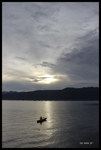 lake sunrise indonesia toba sumatera samosir