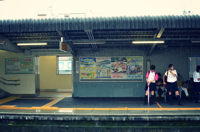 Rainy_day_station