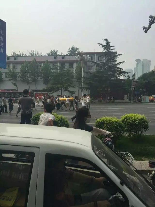 中国暴警观察