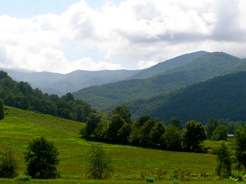 mountains green clouds countryside nc hill valley dillingham 2013 bigivy townbranch mystuart
