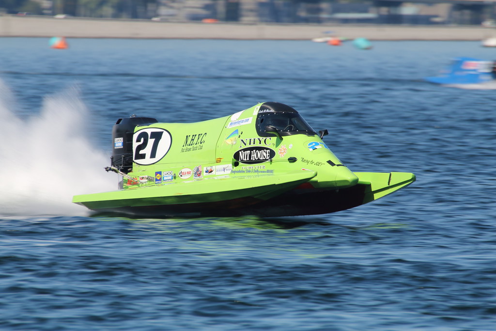 USF1 Powerboat