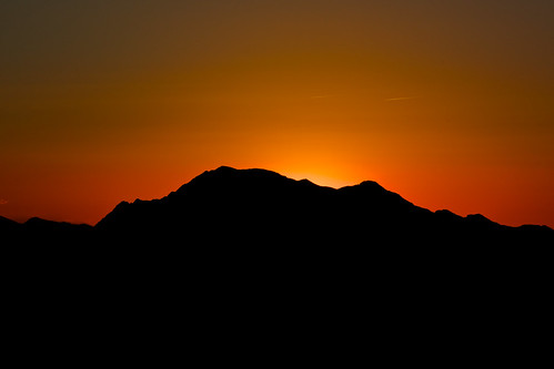 sunset mountains silhouette night spain nikon clear glowing peaks outline ridges roughedges comunidaddevalencia nikond7100 callasodesegura holiday3013
