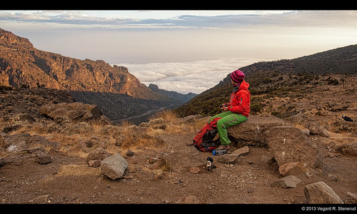africa above mountain kilimanjaro clouds trekking landscape tanzania nikon view hiking route valley hiker barranco norrøna machame d90