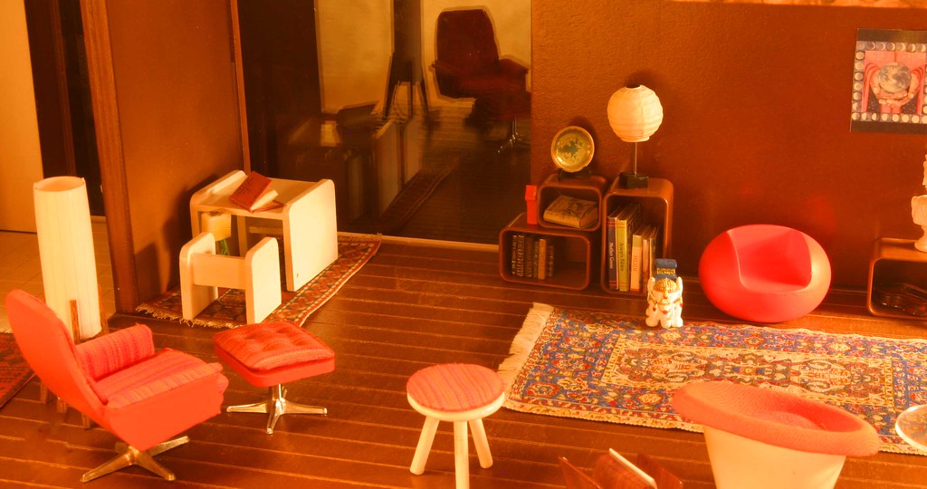 Lundby Eames chair and footstool found!