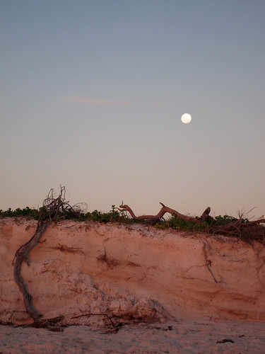 sunset moon sand lancelin