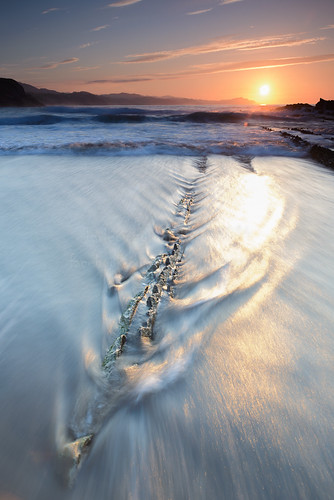 sunset sea sun sol beach marina atardecer mar rocks waves playa paisaje olas rocas paísvasco zumaia itzurun nikond600 hitechgnd12 hitechreversegnd09 tamronsp2470mmf28divcusd