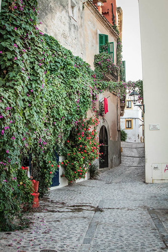 Ibiza - Un callejon de Dalt Vila