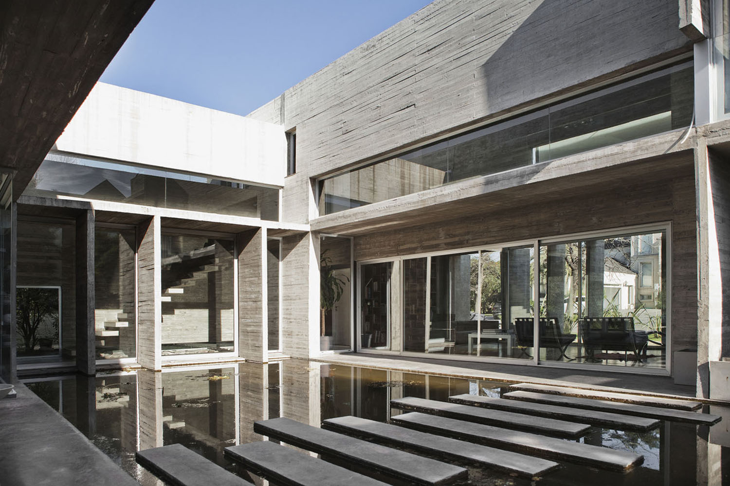 mm_Torcuato House design by BAK arquitectos_09