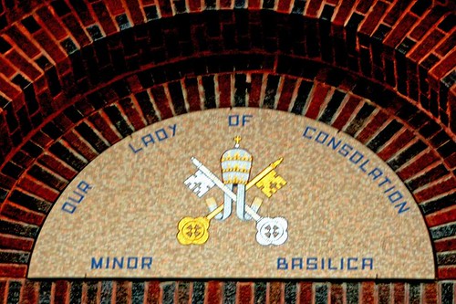 church placeofworship ohio carey romancatholic catholic shrine midwest churchart sign writing keys papalemblem mosaic