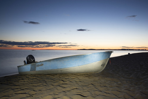 sunset lightpainting beach vert fishingboat plage coucherdesoleil taillon chaloupe lacstjean