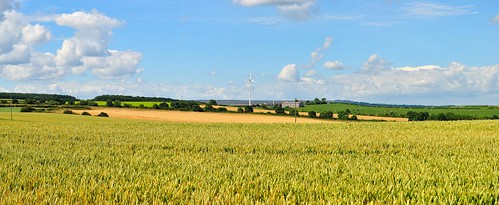 uk blue england sky panorama yellow clouds landscape scenery yorkshire north fields northeast loftus windtower