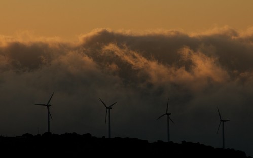 summer windmill clouds sunrise andalucía wind cloudy windy windmills viento amanecer nubes verano cádiz cloudscape windturbine molinos tarifa levante straitofgibraltar estrechodegibraltar easterly aerogenerador aerogenernadores