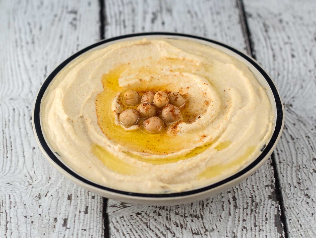 Recipe for homemade Delicious and Creamy Hummus
