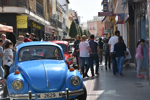 Exposición de vehículos clásicos en la Calle San Sebastián