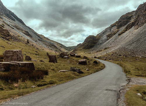 road england unitedkingdom sony valley cumbria winding a77 honisterpass sonyalpha andyhough allerdaledistrict slta77 andyhoughphotography