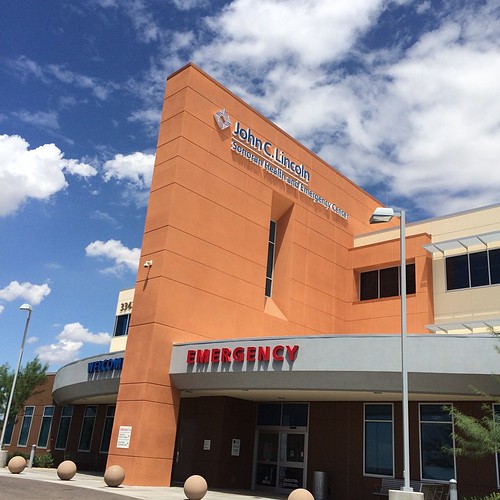 Enjoyed today's blogger your of Sonoran Health and Emergency Center today - loved the attention to details to make the ER and mammography center feel welcoming and less like a hospital. And impressed with the technology. #jclsonoran