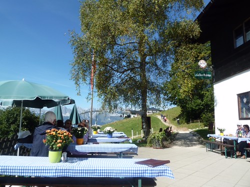 mountain apple relax cuisine restaurant kitzbuhel traditional hut alpine views produce local horn dairy strudle kitzbuheler