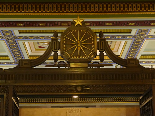 04k - Clock at Freemasons Hall