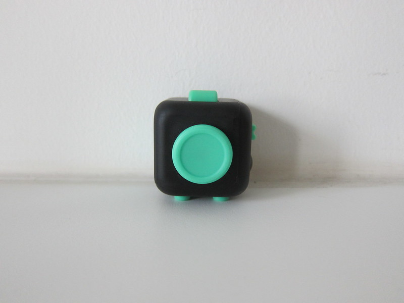 Fidget Cube - Green/Black - Glide