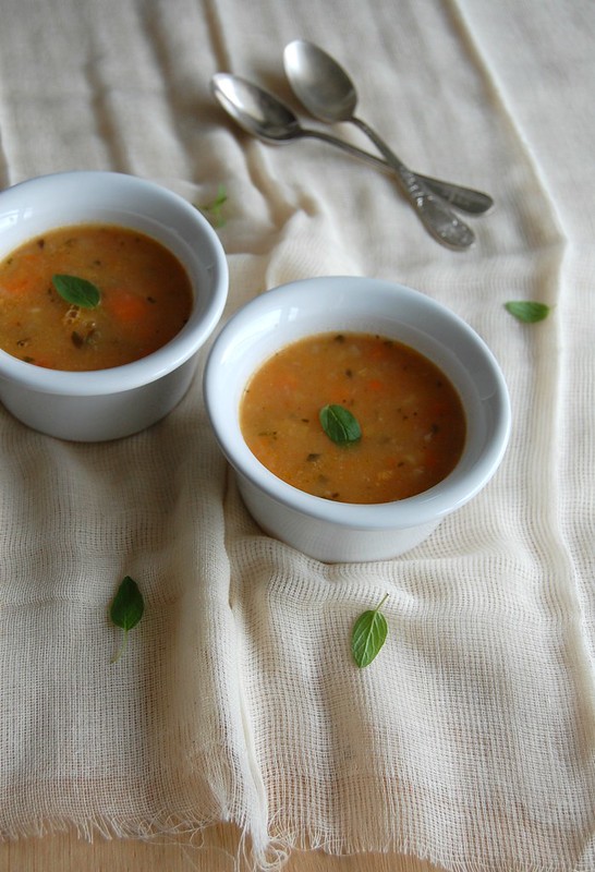 Leek, carrot and potato soup / Sopa de alho-poró, batata e cenoura