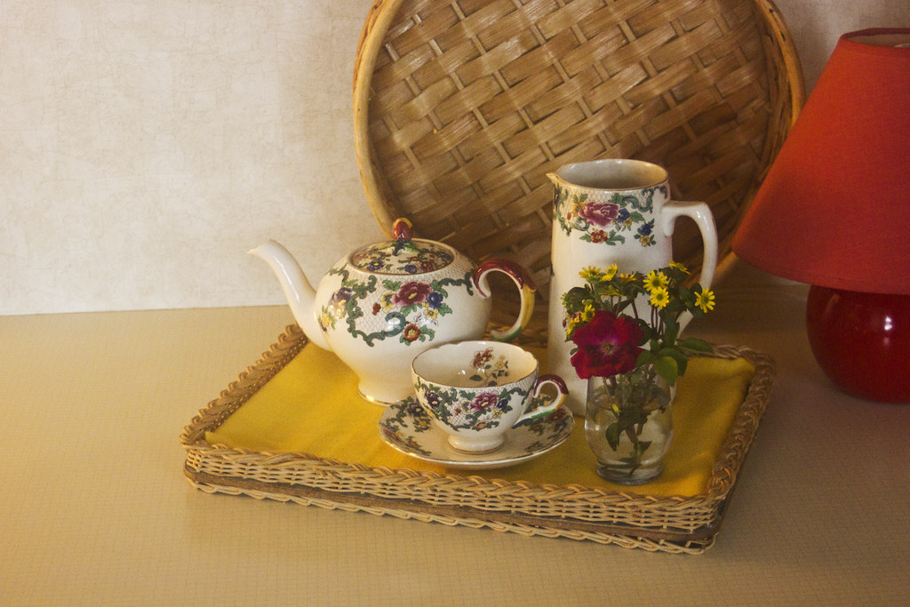 Oregon floradora china kitchen display pretty teapot prineville laila tapeparade laila check dress navy