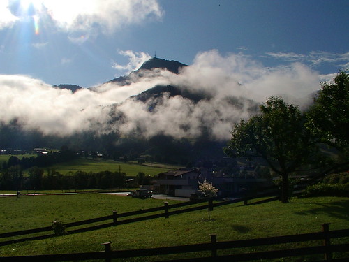 mist fog tirol österreich nebel wolken kitzbühel oberndorfintirol