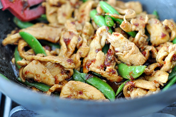 Sambal Chicken Stir-Fry with Sugar Snap Peas | www.fussfreecooking.com