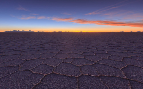 desert salt bolivia uyuni saltdesert sunset saltpans salardeuyuni potosidepartment bo southamerica sky desierto