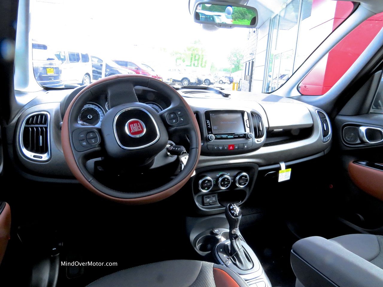 2016 FIAT 500L Price, Value, Ratings & Reviews | Kelley Blue Book