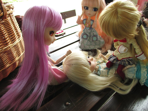 Doll meeting