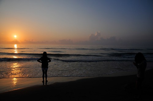 ocean morning summer sky beach clouds sunrise texas goldenhour southpadreisland