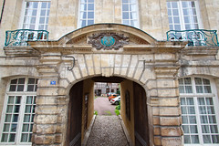 Entrée d’hôtel particulier - Photo of Saint-Symphorien