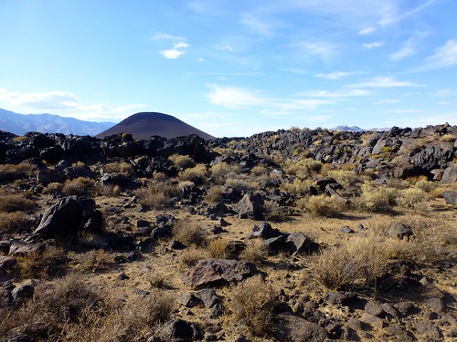 california iceage lava redhill geology basalt cindercone owensriver lavaflows pleistocene fossilfalls volcanics ca395 cosovolcanicfield