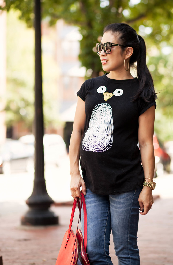 cute & little blog | petite fashion blog | maternity pregnant bump style | penguin graphic tee, rolled jeans, leopard pumps, kate spade red bag | 20 weeks