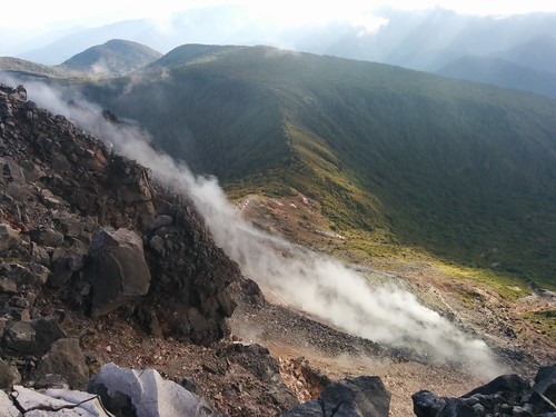 japan volcano running trail sulphur