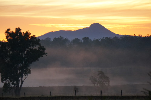 morning mist fog sunrise landscape dawn country