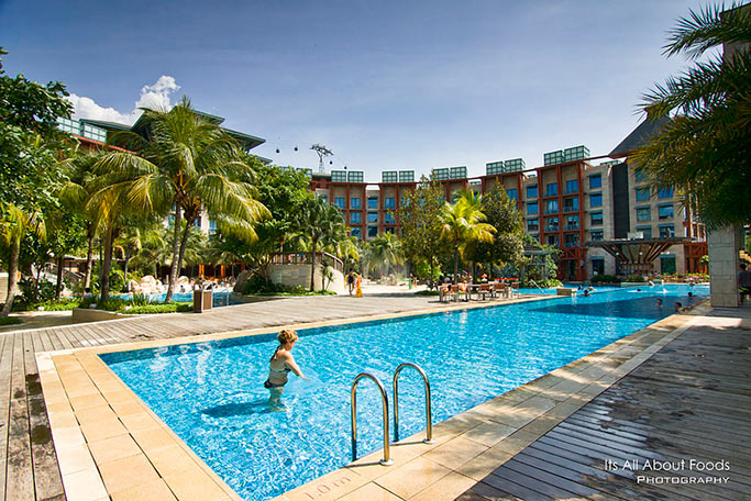 singapore-4d3n-hard-rock-hotel-sentosa-island-singapore