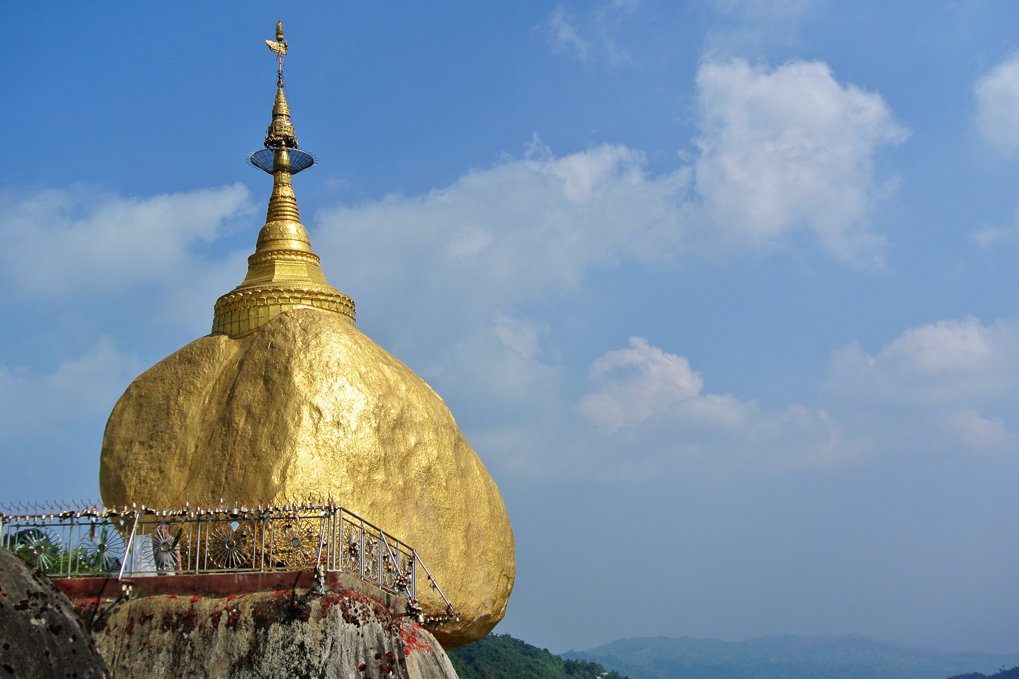 Kyaiktiyo Pagoda (Golden Rock). Kyaiktiyo, Myanmar. 4