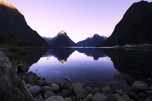 newzealand sunrise day clear milfordsound southland mitrepeak fiordland