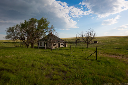 house abandoned farmhouse landscape colorado unitedstates frontrange