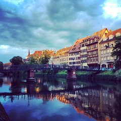 Le soleil se couche à #strasbourg