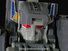 Transformers Fortress Maximus G1 Encore - modo robot