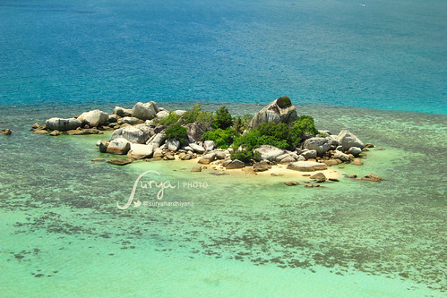 Pulau Batu di Sekitar Pulau Lengkuas, Belitung
