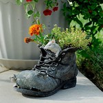 Planter-old boot_lushome_com