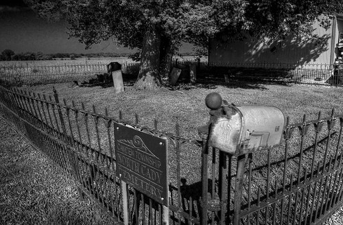 bw halloween cemetery mailbox fence ir illinois iron camden north spooky cady