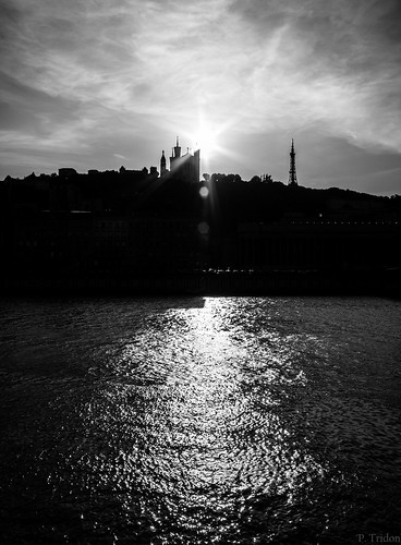 world sunset white black france photography soleil flickr noir lyon pentax creative coucher commons normandie blanc k5 basilique fourviere evreux tridon