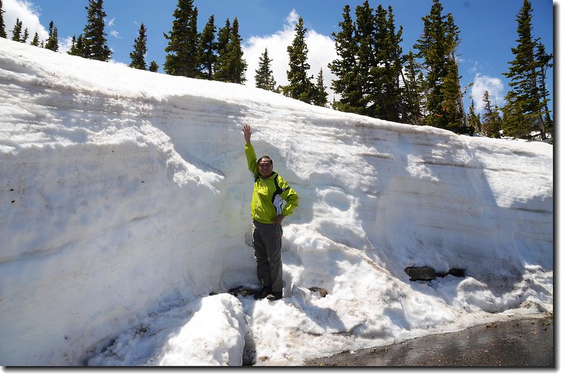 Snow wall along Trail Ridge Road 2