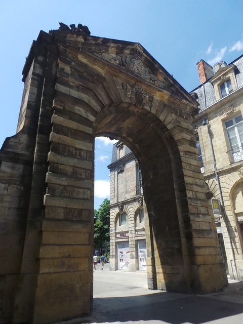 Bordeaux big arch