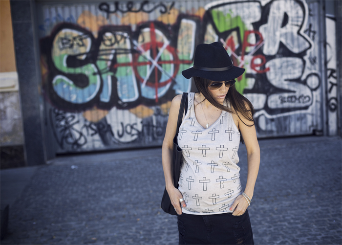 street style barbara crespo acroix eleven paris tshirt dress fashion blogger outfit blog de moda